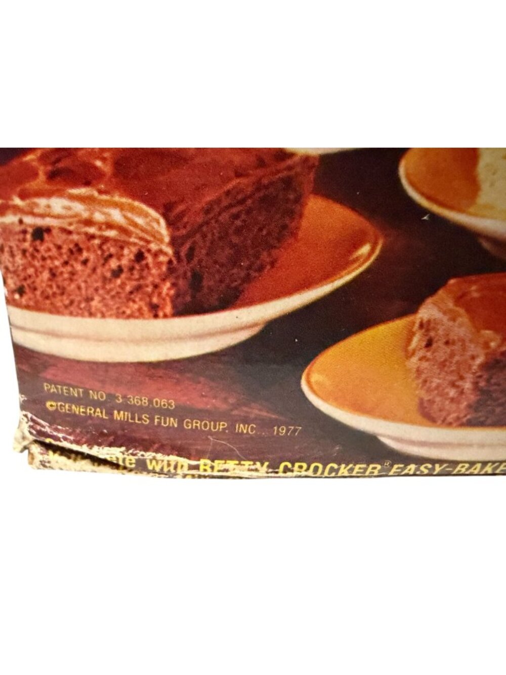 Vtg1977 Betty Crocker Easy-Bake Oven With Original Box Cookbook Pans Works - Picture 5 of 12